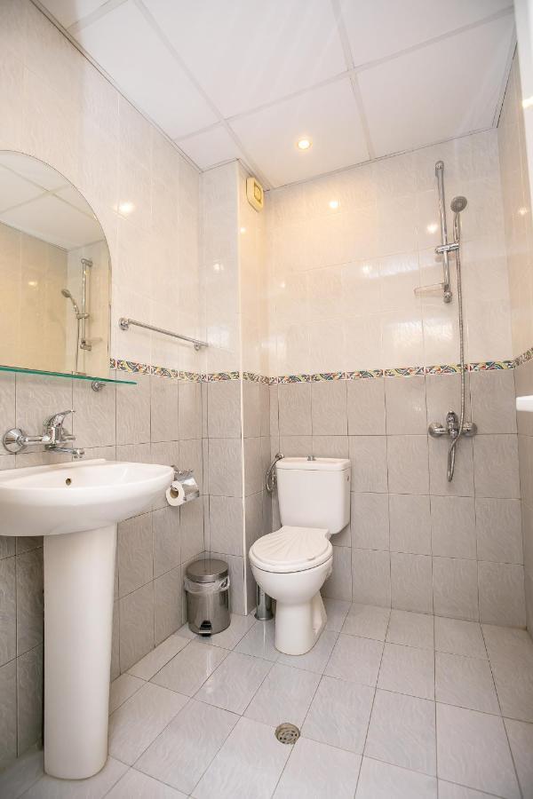Hotel Astra Sandanski Bagian luar foto