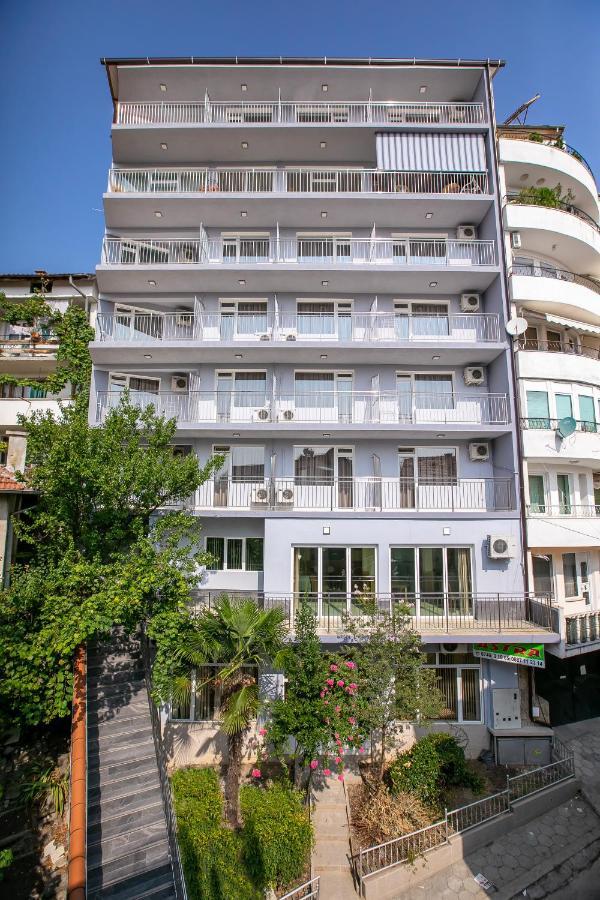 Hotel Astra Sandanski Bagian luar foto